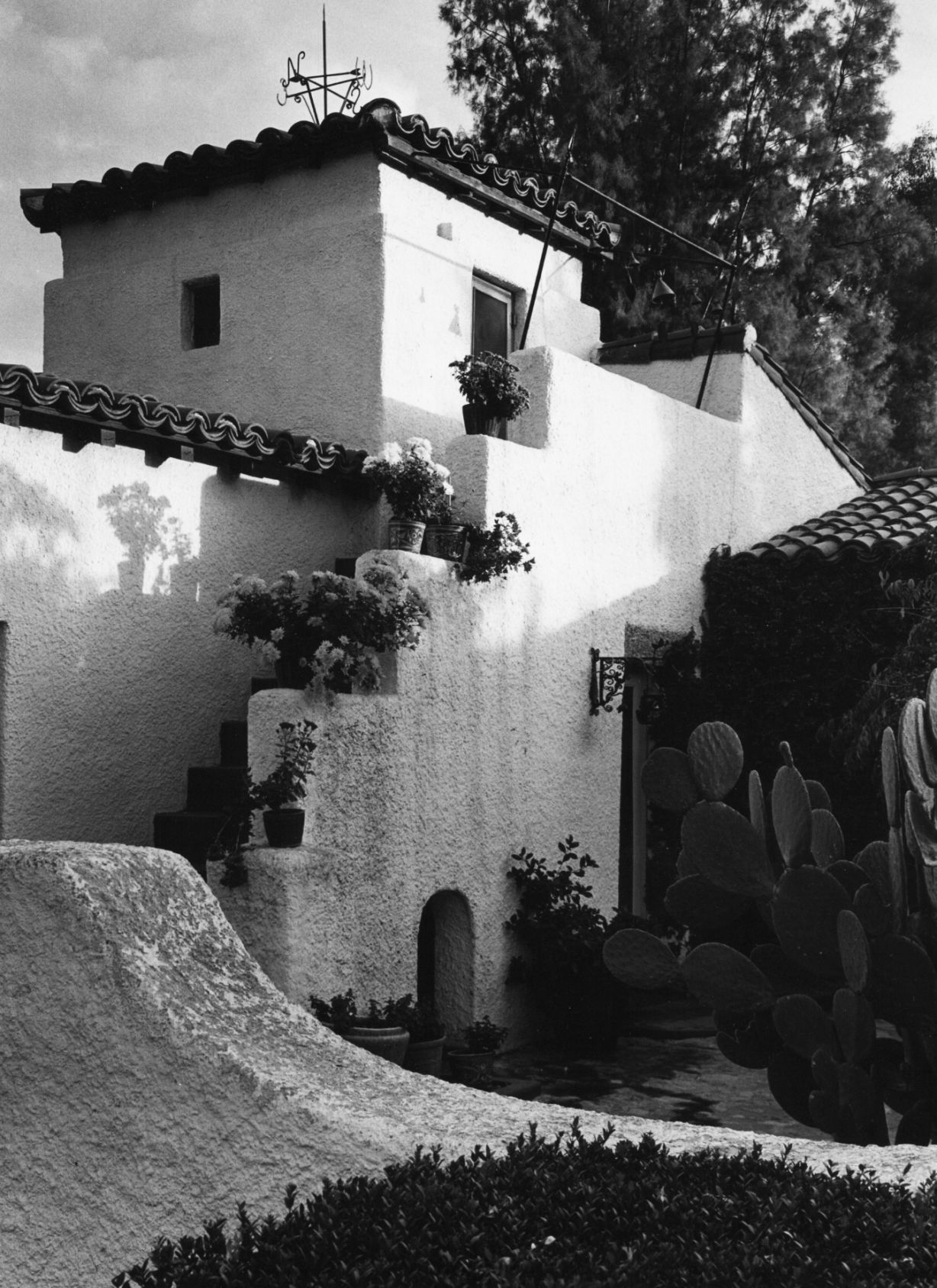 1965: Spanish architecture in older home